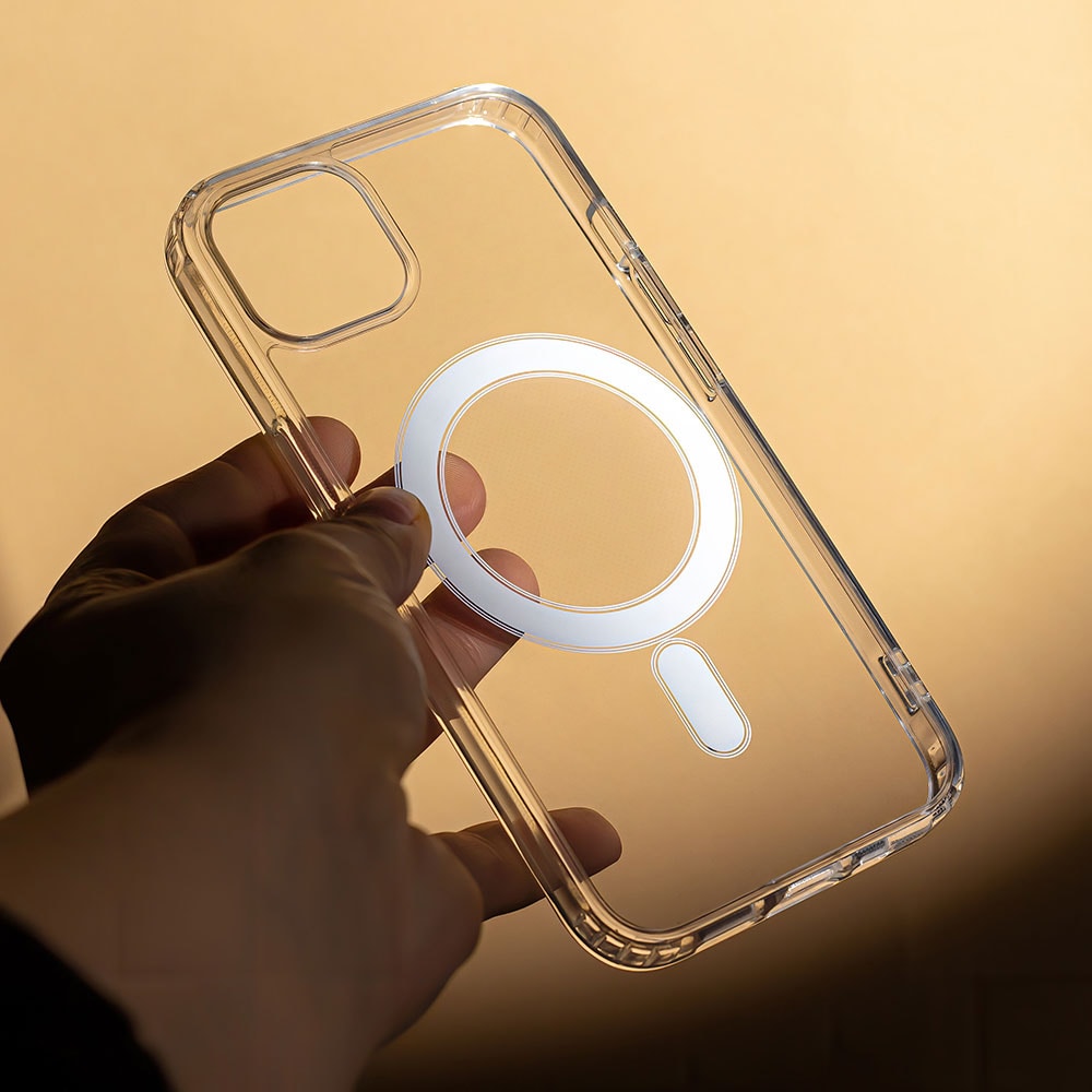 Ohut takakansi Magsafella iPhone 12 - Kirkas