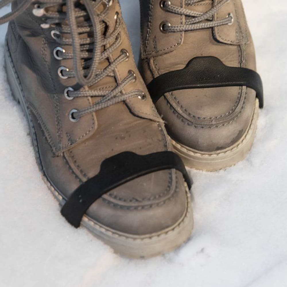 Atom Broddar Snow Grip -liukastumissuoja S-M, kolmella teräspiikillä