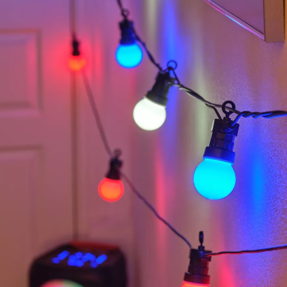 Denver Smart LED Partylight SLP-510 – 10 säädettävää RGB-värivaloa ja Wi-Fi-ohjaus