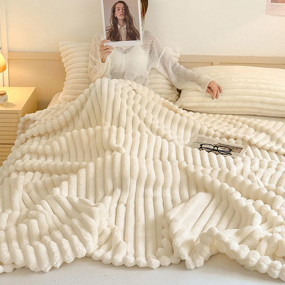 Suuri torkkupeitto 200 x 230 cm / rabbit fleece -peitto / pehmeä sohvapeitto / luonnonvalkoinen sängynpeitto