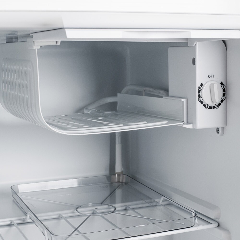 Jääkaappi 45 litraa - energialuokka E, 40 dB, 6 jäähdytystasoa - Valkoinen väri
