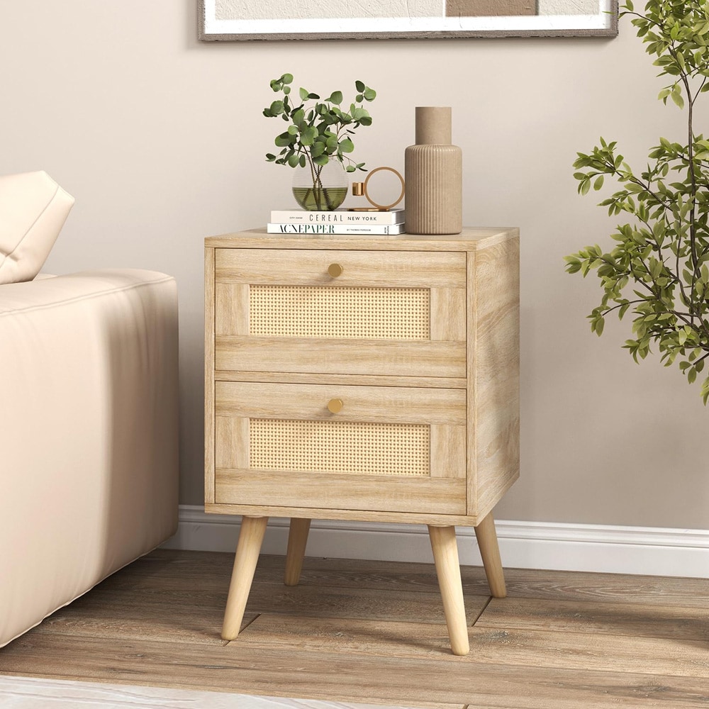 Rottinki yöpöytä, jossa 2 laatikkoa