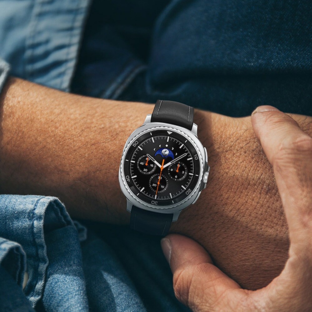 Samsung Galaxy Watch 8 Classic 46 mm – AMOLED-näyttö, Quick Button, musta älykello