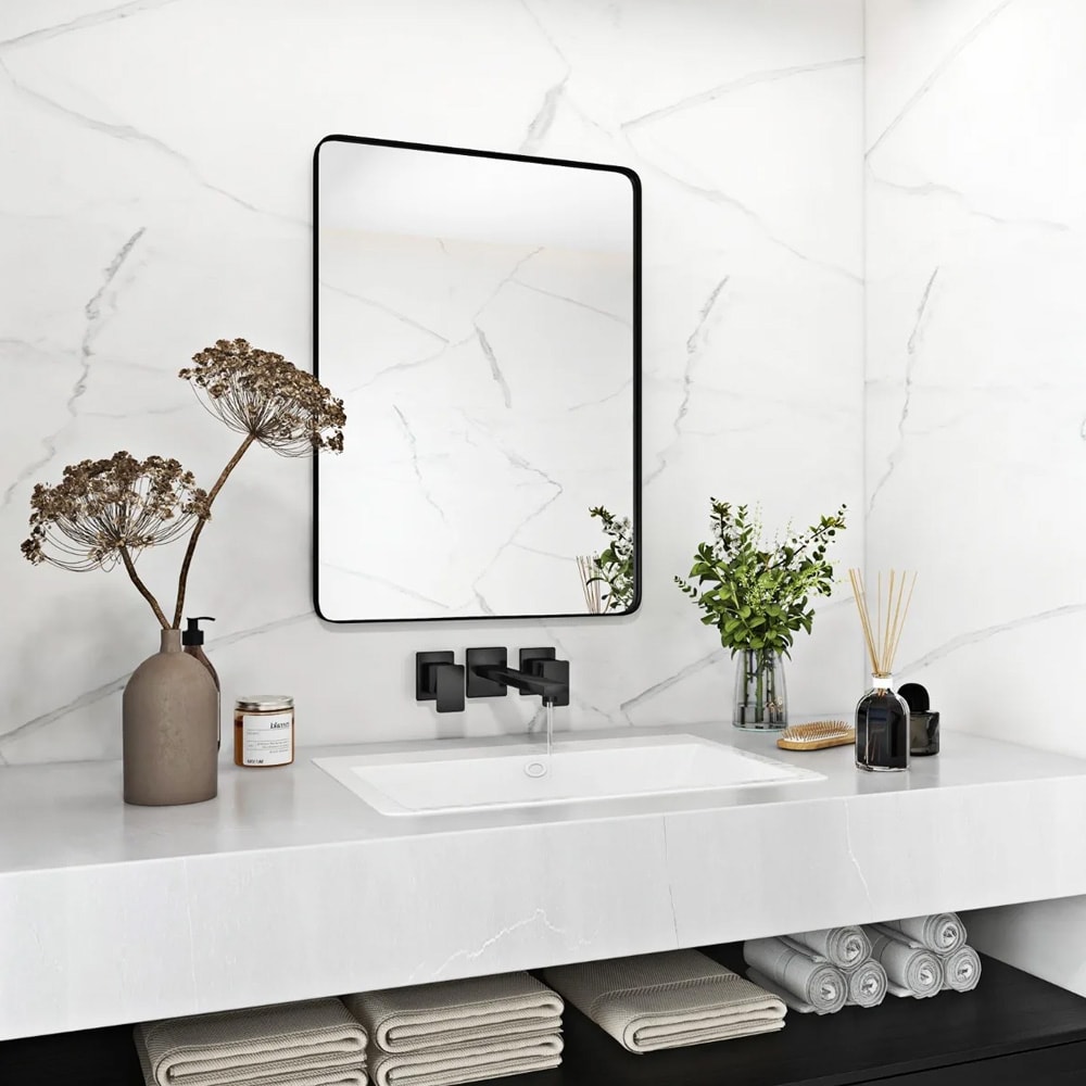 Kylpyhuonepeili 76,5x56 cm särkymättömällä lasilla – hopea