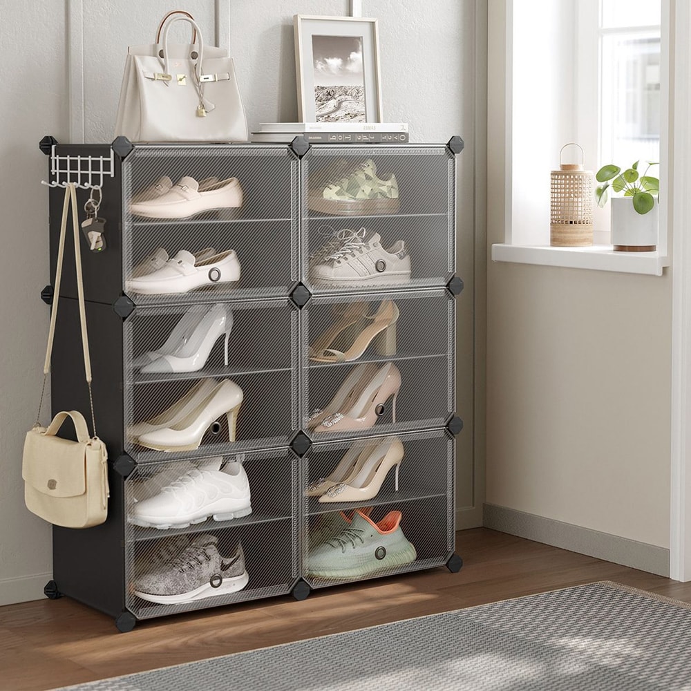 Joustava kenkäteline, jossa on kuusi lokeroa ja jopa 24 kenkäparia - Musta