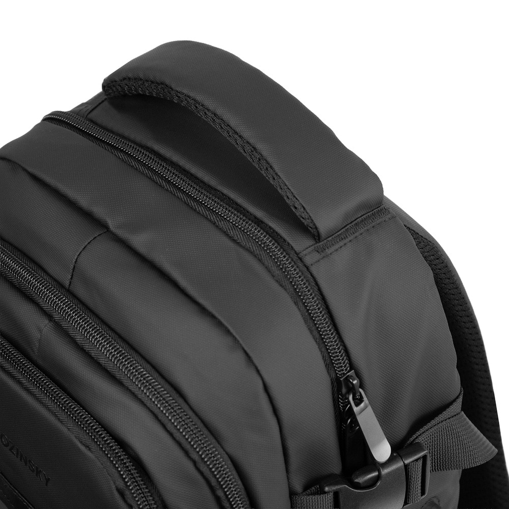 Wozinsky WPW-20L - reppu kannettavan tietokoneen lokerolla, 20 l, USB-portti, musta