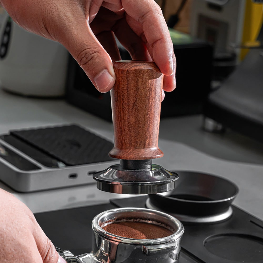 Tamper, puukahvalla, 51 mm / espressotamper, 51 mm / kahvitamper, 51 mm