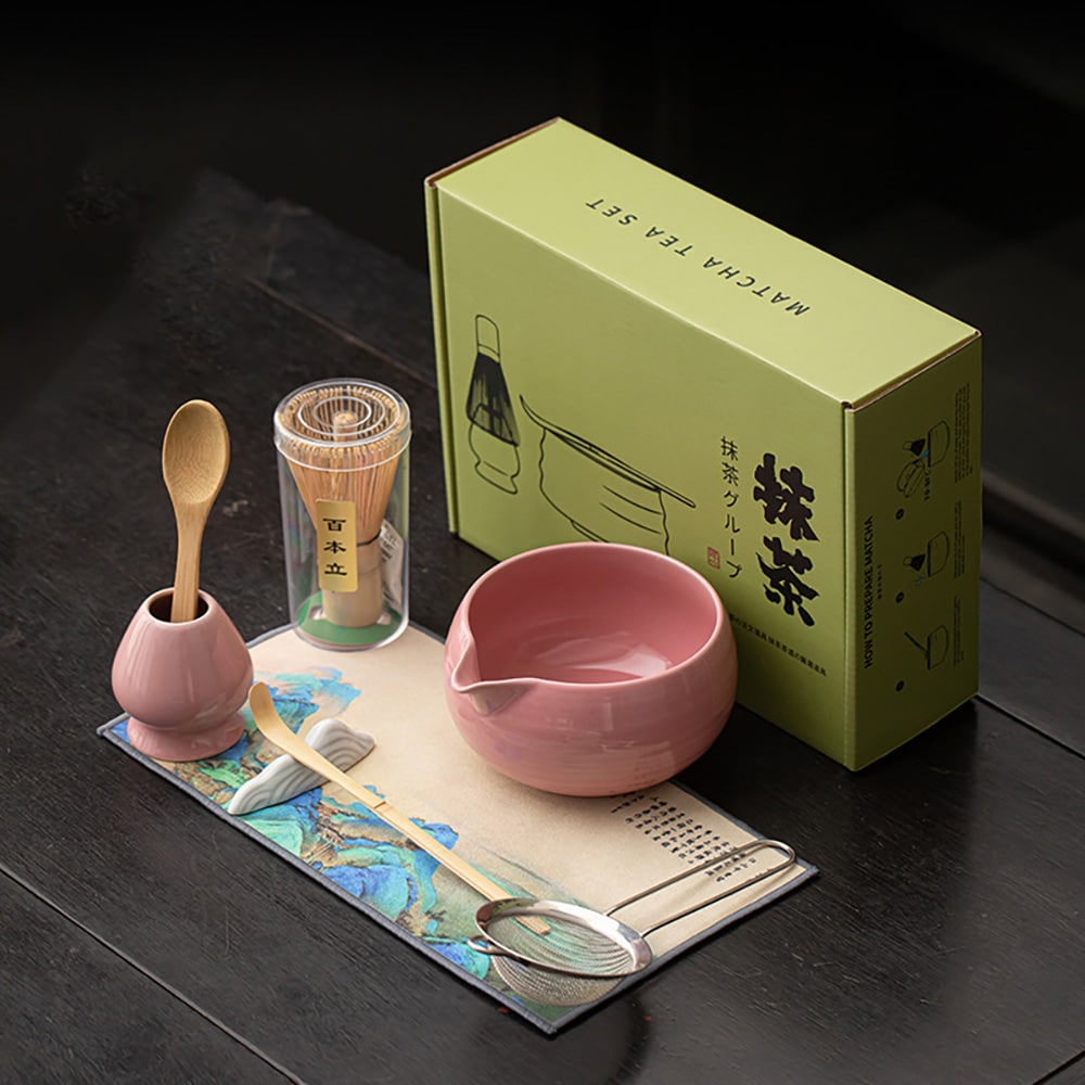Matcha-teesetti / matcha-setti / matcha-setti, jossa on vispilä ja kulho / matcha-teesetti