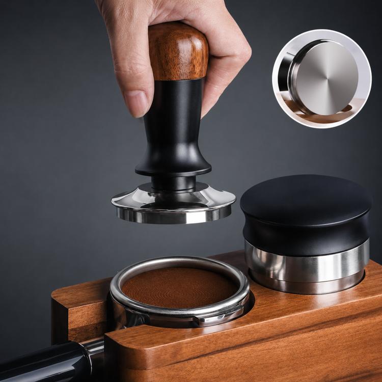 51 mm:n kahvitampperi, jossa on tasainen paine ja pähkinäpuukahva, tasainen pohja / Espressotampperi