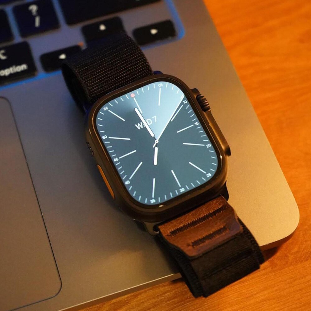 Nailoninen rannekoru Apple Watch 38–40–41–42 mm - Svart – Alpina Loop – Nailonrannekoru