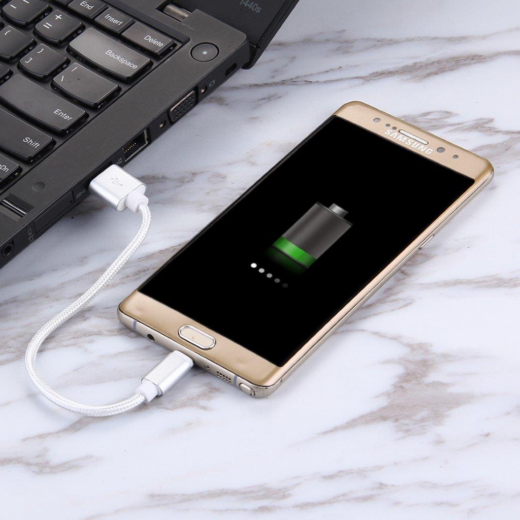 USB-C 3.1 - USB-kaapeli 20 cm:n pituisena