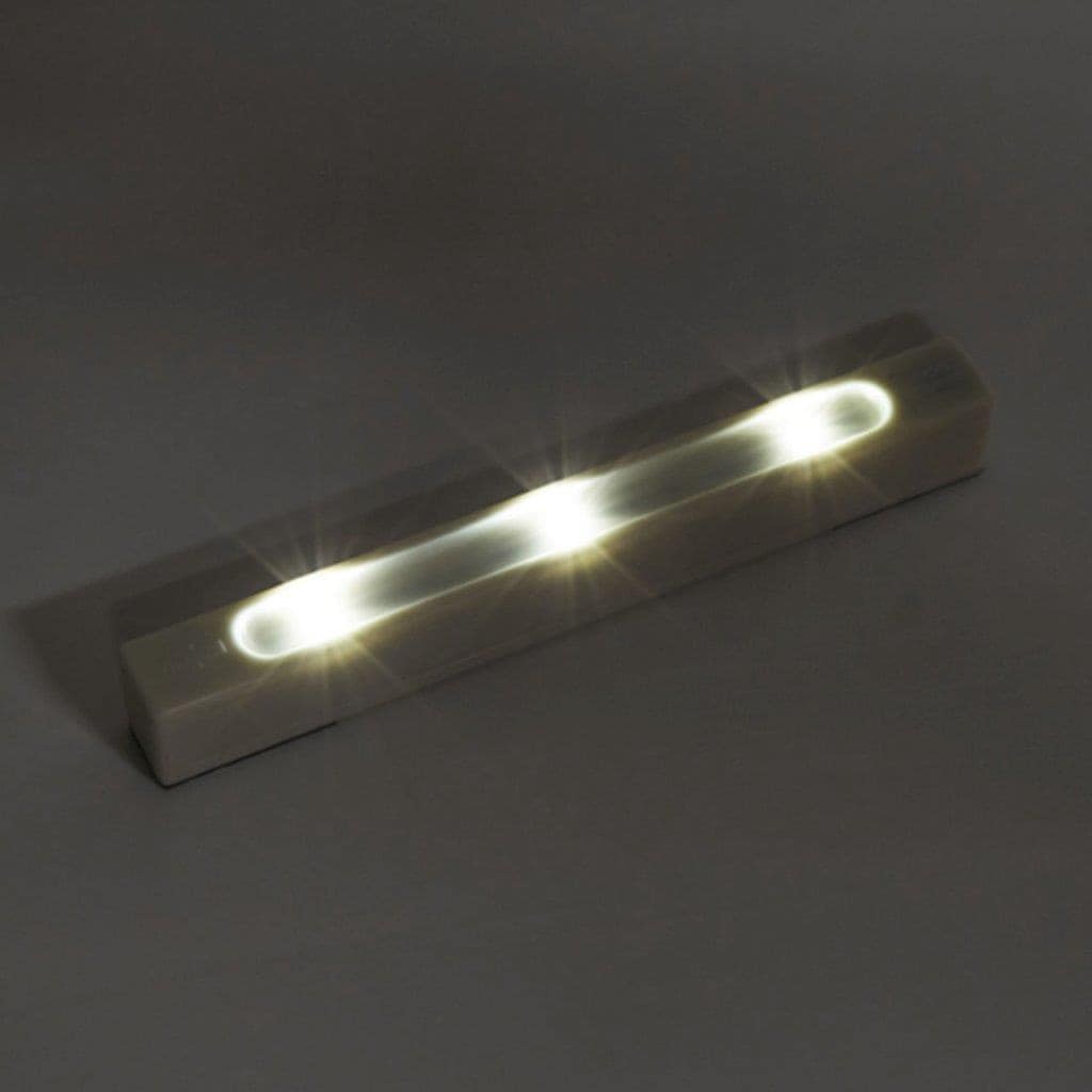 Paristokäyttöinen LED-valo - liikeherkkä