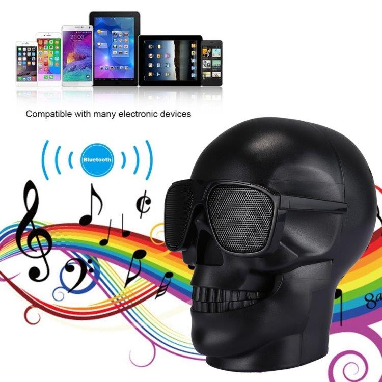 Pääkallo Bluetooth Kaiutin led-valaistuksella & FM radio