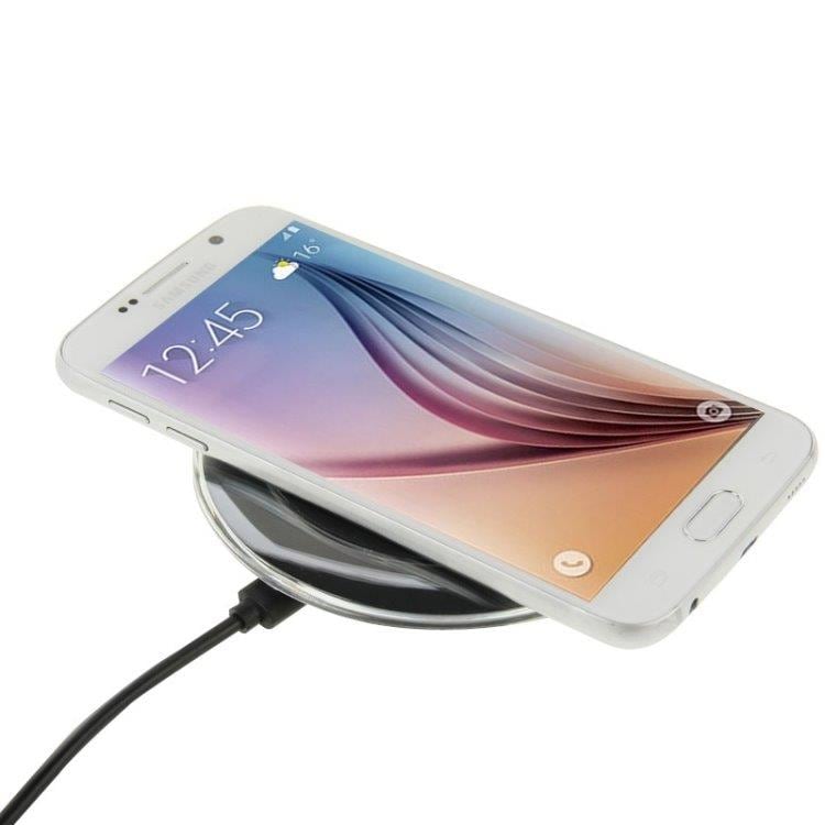 Qi-Laturi iPhone / Samsung / LG / Sony jne.