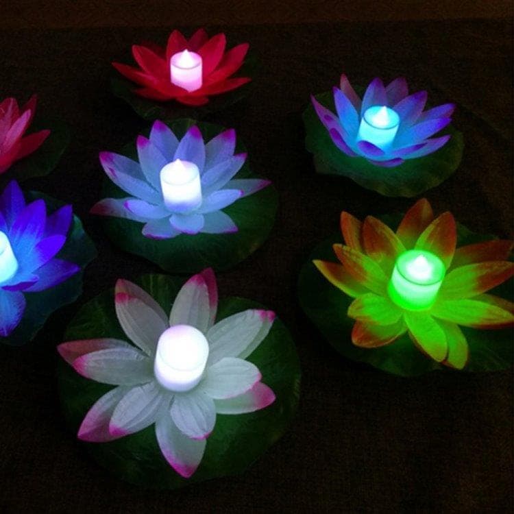 Kelluva LED-valaistus Lootus-kukat Uima-altaaseen & Spa-kylpyyn - 3 väriä