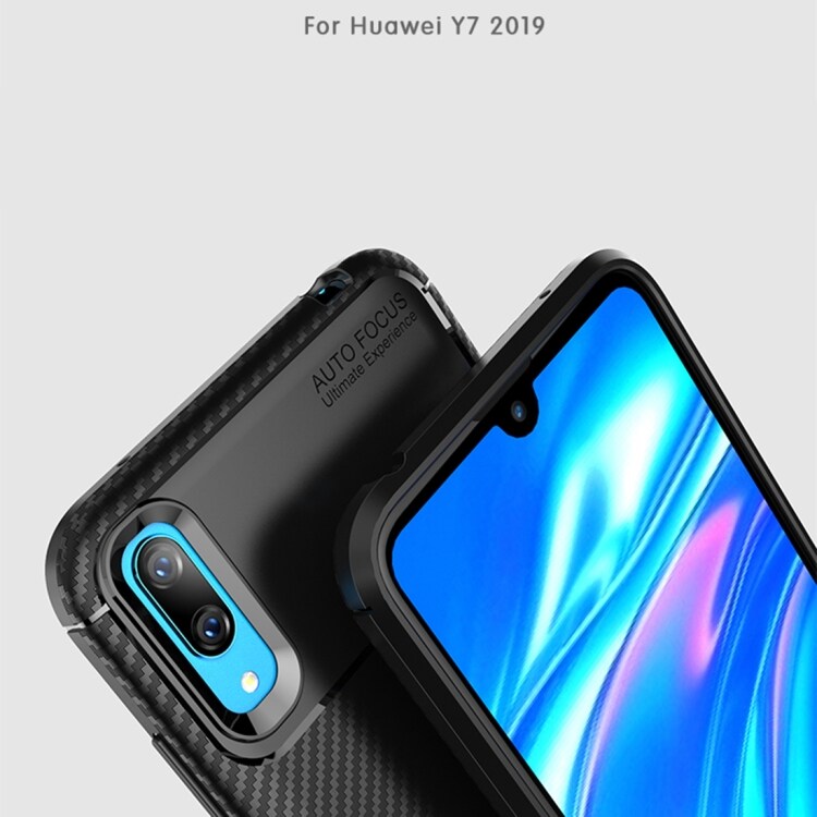 Kuori Schockproof Carbon fiber Huawei Y7 (2019)