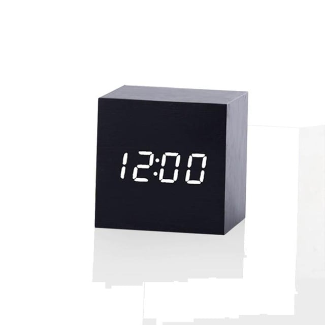 Herätyskello puusta LED-näytöllä - Musta / Valkoinen