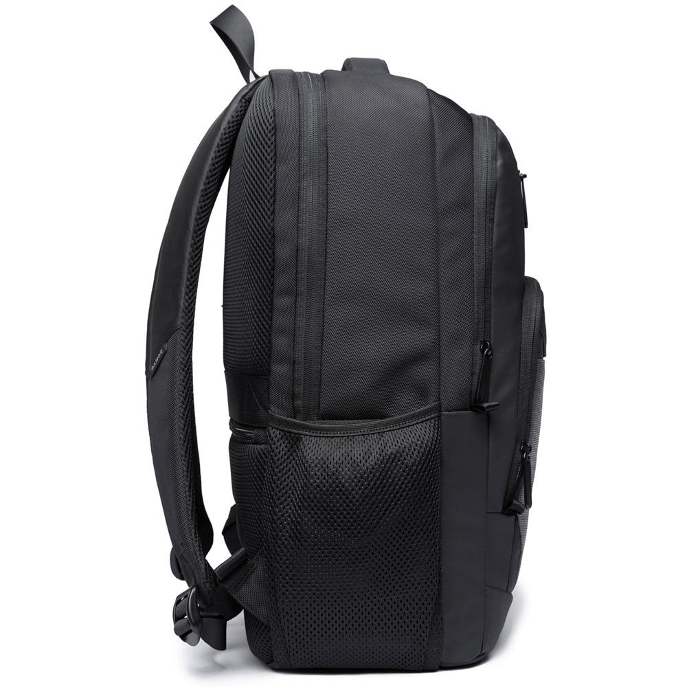Reppu, jossa on USB ja äänilähtö - 40x20x50 cm