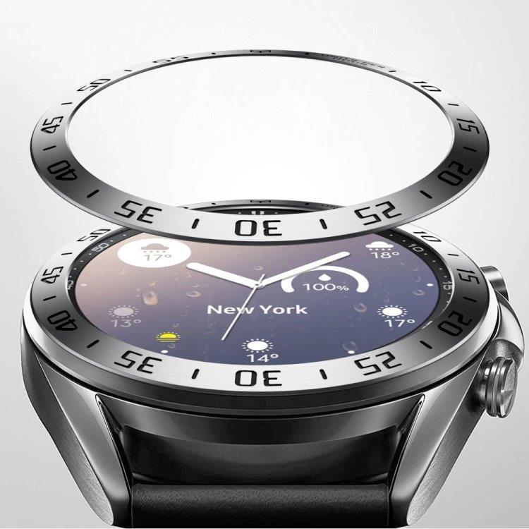 Kellon kehys Samsung Galaxy Watch 3 41mm - Hopearengas mustilla merkeillä