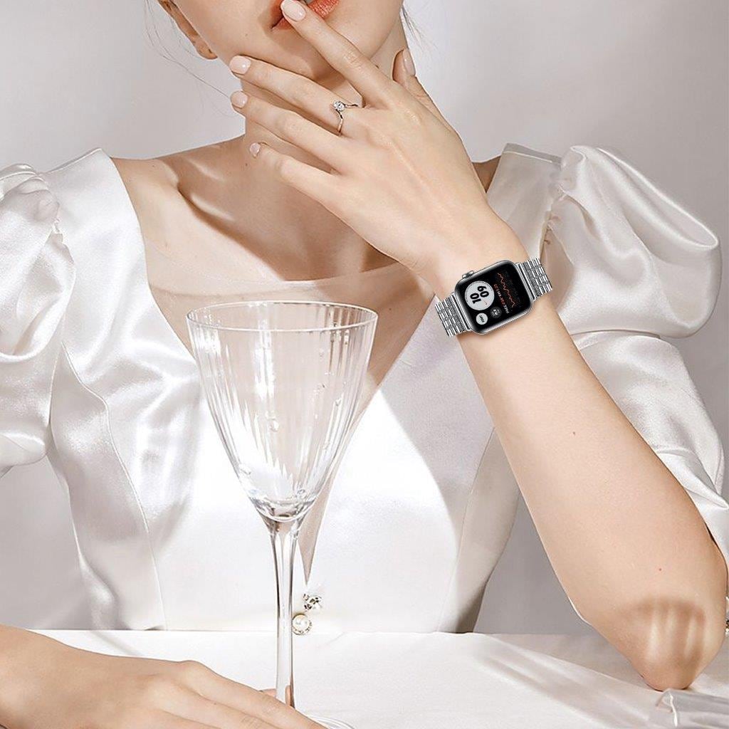 Ranneke kaksoislukolla mallille Apple Watch 38 mm - Hopea