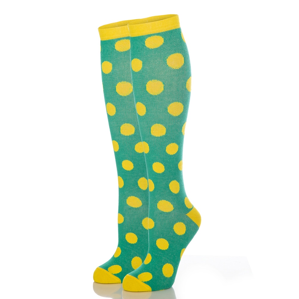 Nuddy Tukisukat koko 41-45 - Vihreät sukat keltaisilla pisteillä