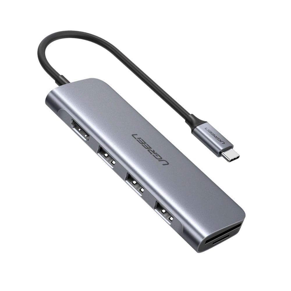 USB-C-hubi kortinlukijalla ja HDMI-portilla