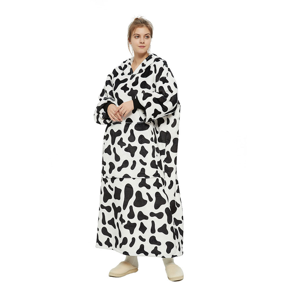 Pitkä Oversized Hoodie - Lehmäkuvioinen 120cm