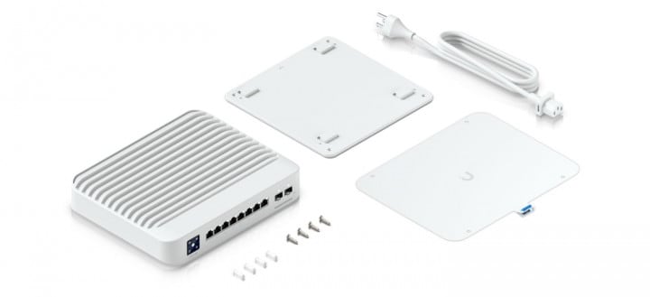 Ubiquiti UniFi Switch Pro 8 PoE - kytkin - L3 - hallittu PoE-budjetti (120 W)