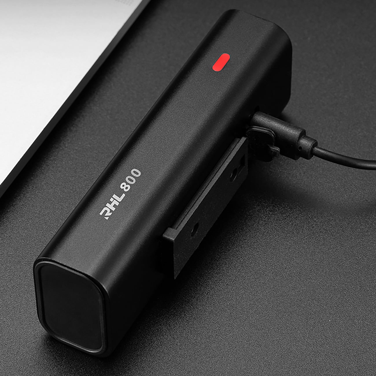 Rockbros 24710012001 polkupyörän etuvalo 800 lm + USB-C - USB-A kaapeli - musta