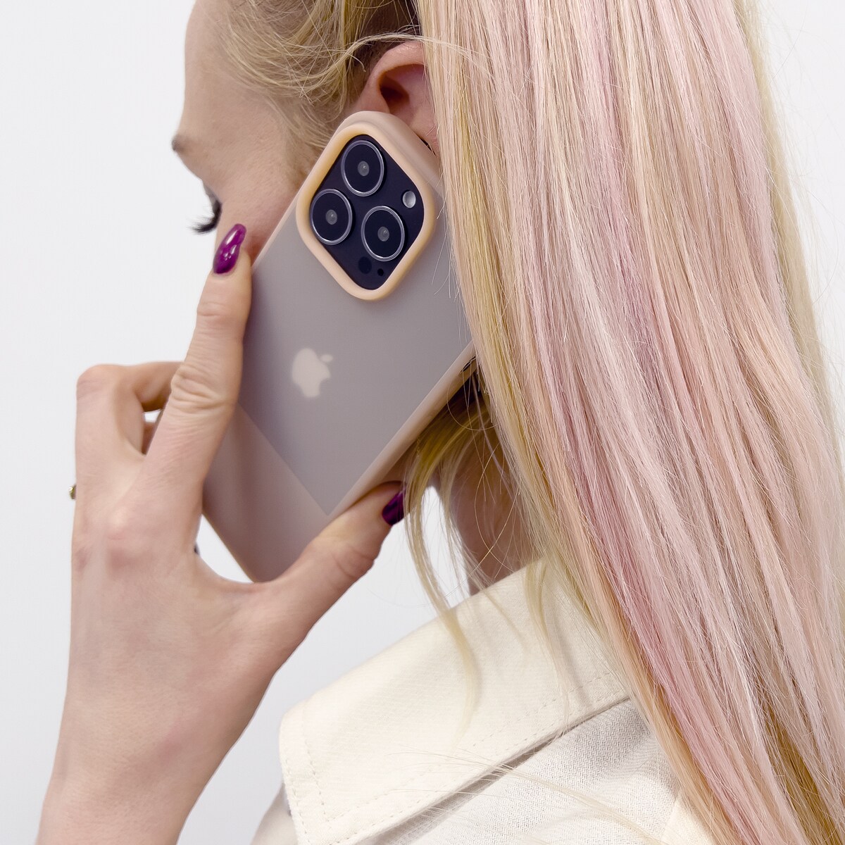 Kingxbar Plain Series tapauksessa kansi iPhone 13 Pro silikoni tapauksessa violetti