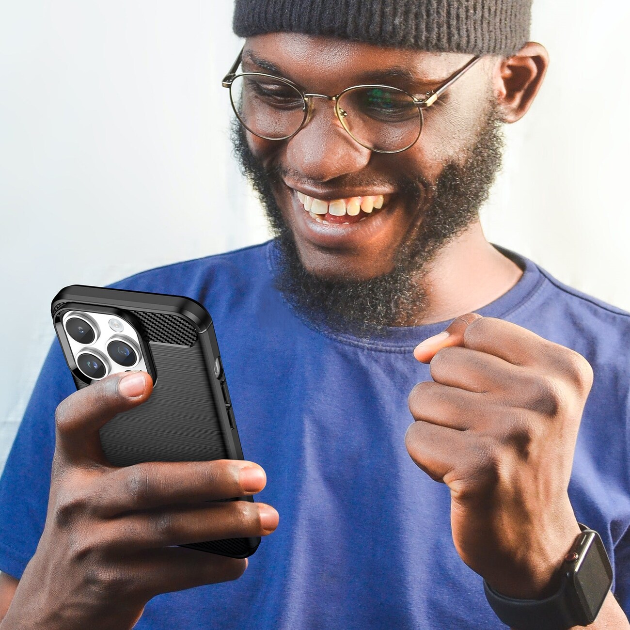 Carbon Case iPhone 14 Pro Max joustava geelinen takakuori musta