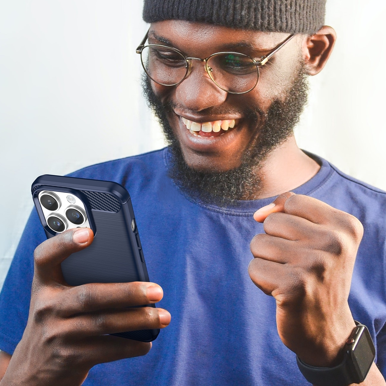 Carbon Kotelo iPhone 14 Pro Max joustava geeli takakuori sininen