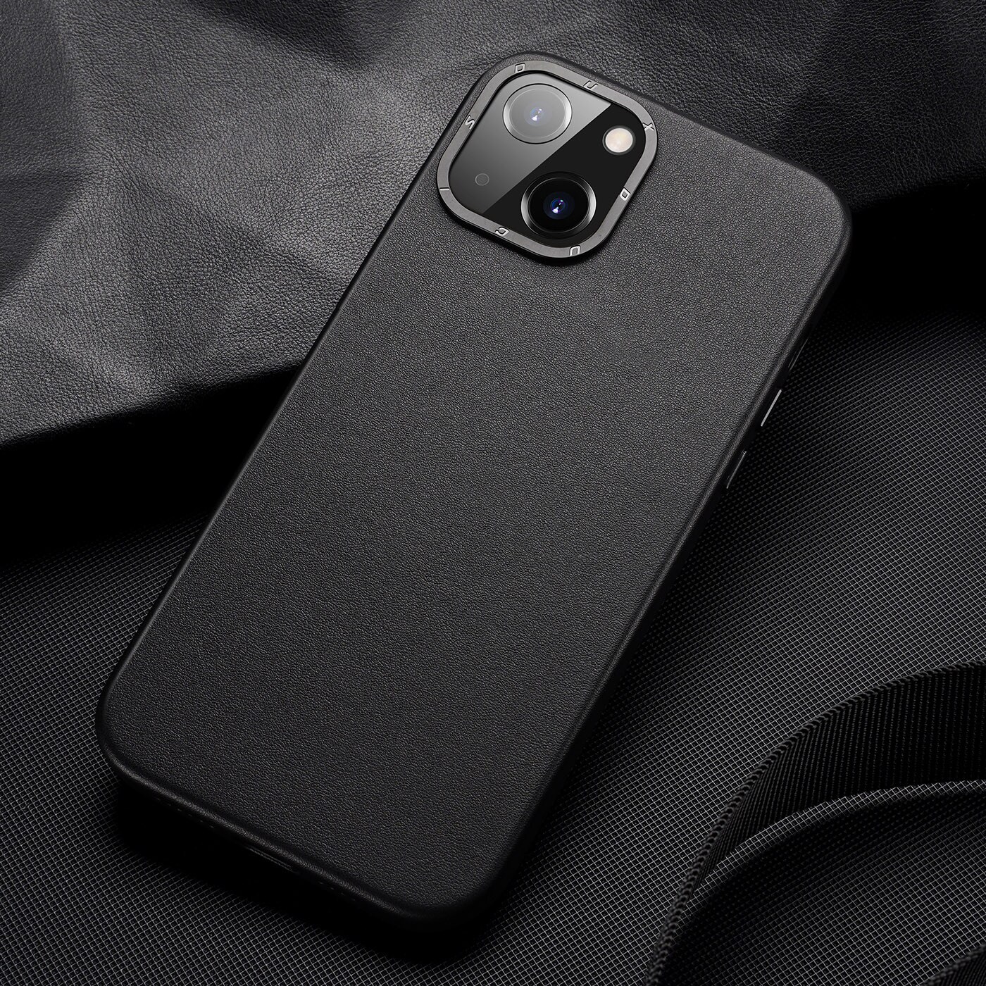 Dux Ducis Grit Leather Case for iPhone 14 Plus, Faux Leather Cover (MagSafe compatible) Black