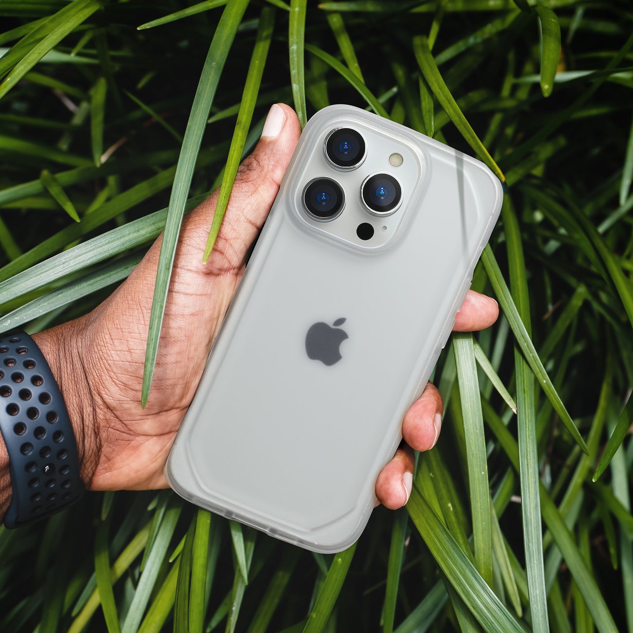 Raptic X-Doria Slim Case iPhone 14 Pro Max takakansi läpinäkyvä läpikuultava