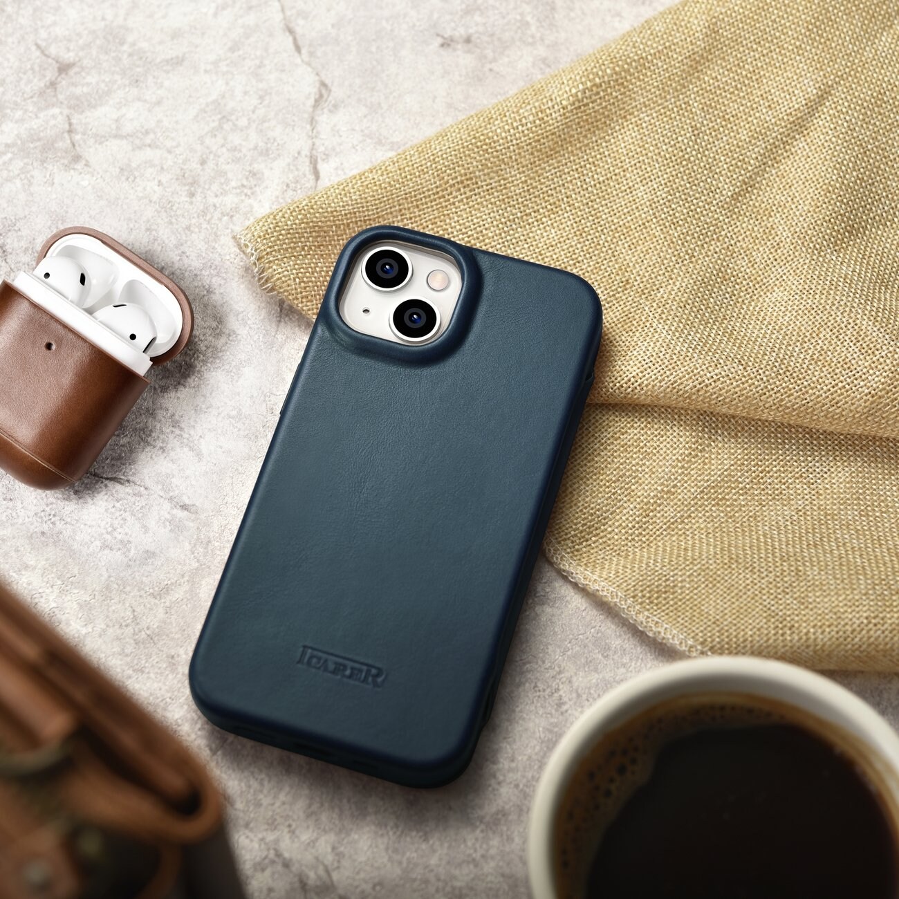 iCarer CE Öljyvaha Premium Nahka Folio Case iPhone 14 Plus magneettinen MagSafe flip sininen