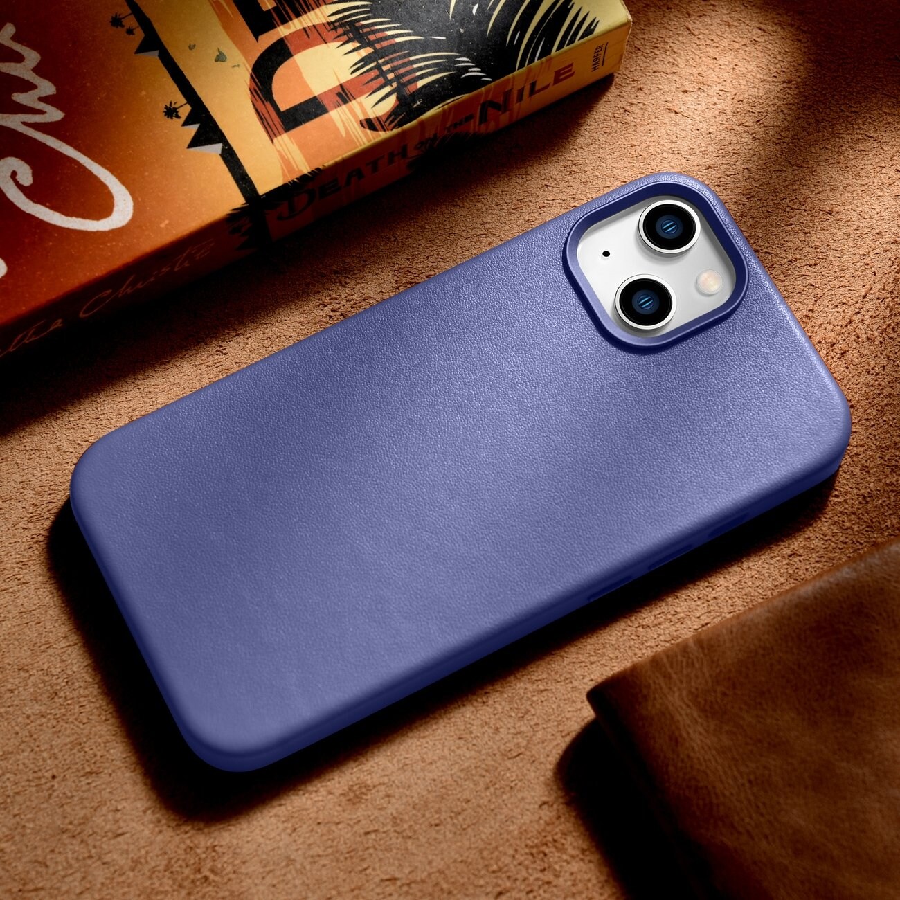 iCarer Nahkakotelo Aidon nahan suojus iPhone 14 Plus Light Purple (MagSafe-yhteensopiva)