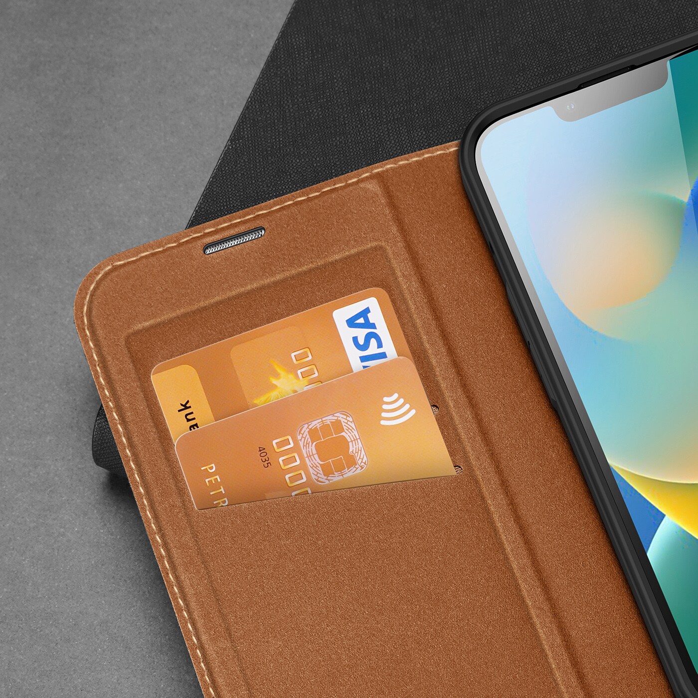 Dux Ducis Skin X2 tapauksessa iPhone 14 Plus tapauksessa magneettinen läppä ruskea