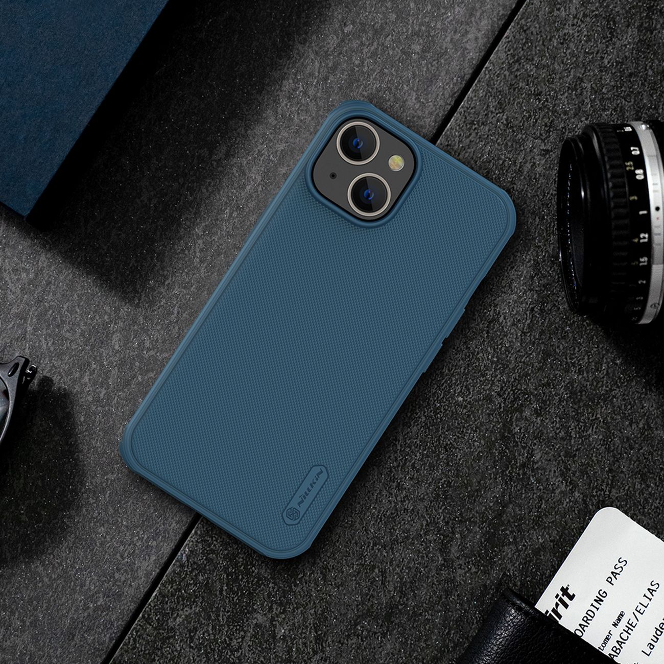 Nillkin Super Frosted Shield Pro tapauksessa iPhone 14 Plus takakansi vihreä