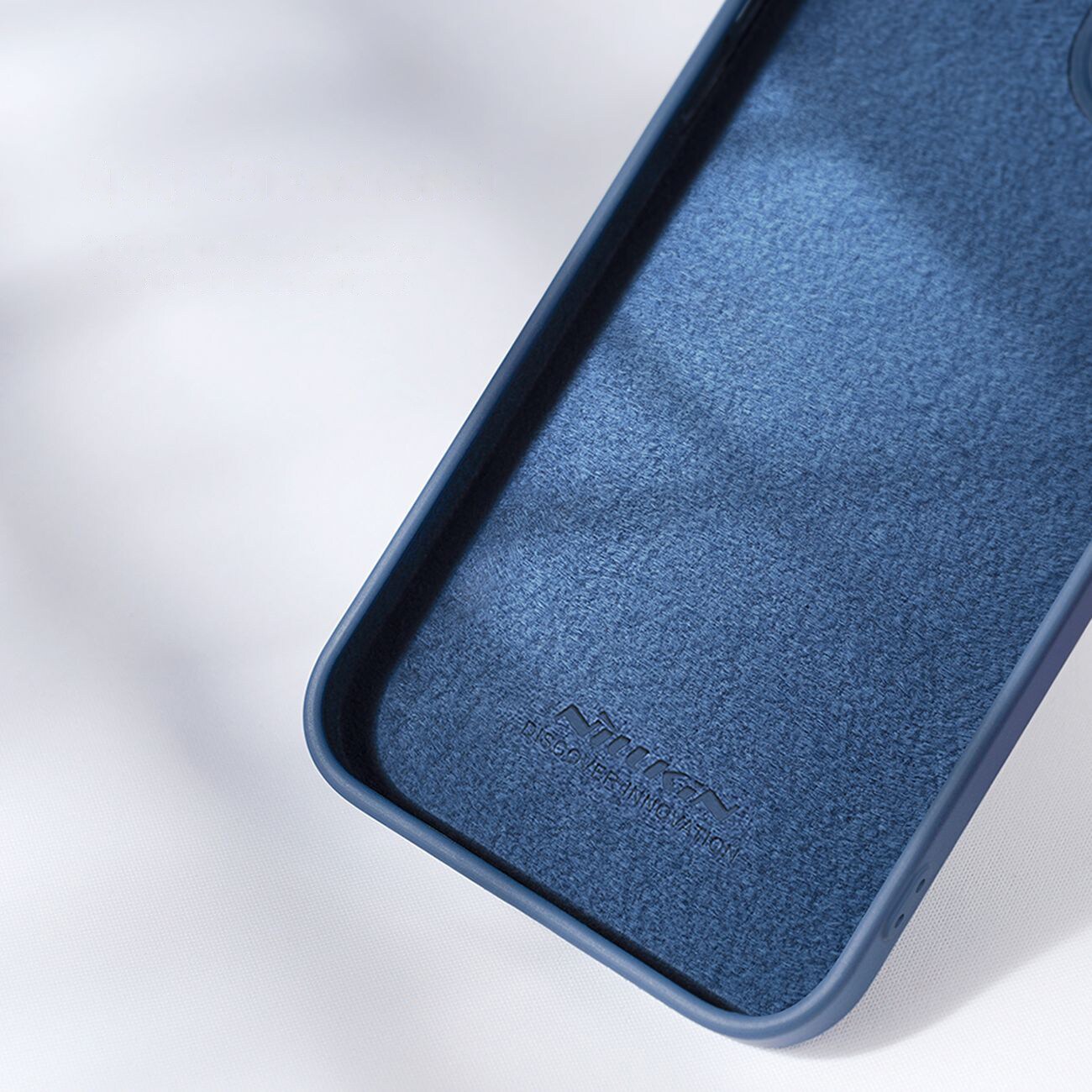 Nillkin CamShield Silky Silikonikotelo iPhone 14 Plus tapauksessa kameran suojus vihreä
