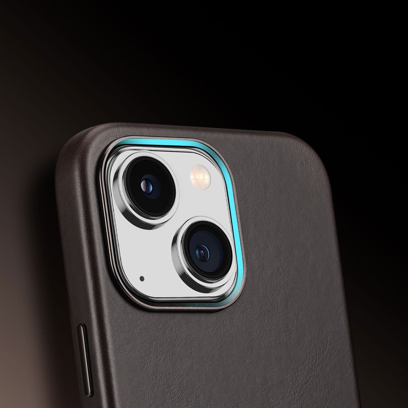 Dux Ducis Napoli Kotelo iPhone 14 Plus Nahkaverhoilu (MagSafe yhteensopiva) Tummanruskea