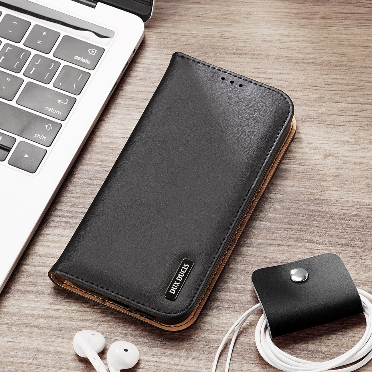 Dux Ducis Hivo Nahka Flip Cover Aitoa nahkaa Lompakko iPhone 14 Plus Musta