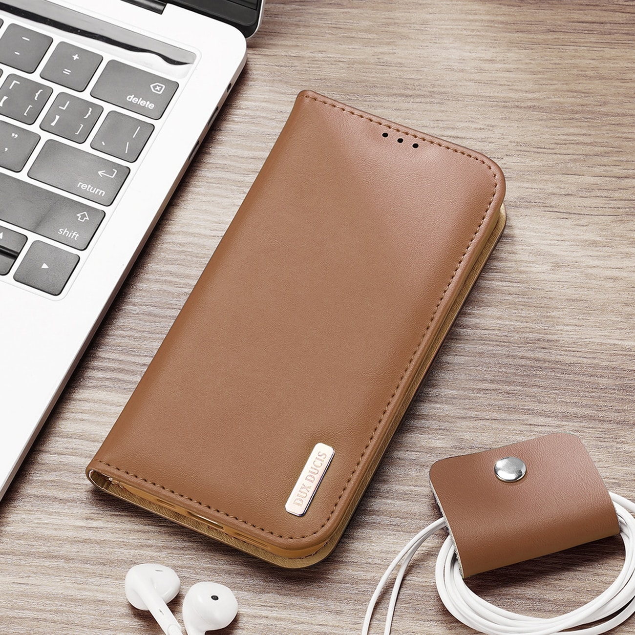 Dux Ducis Hivo Nahka Flip Cover Aitoa nahkaa Lompakko iPhone 14 Plus Musta
