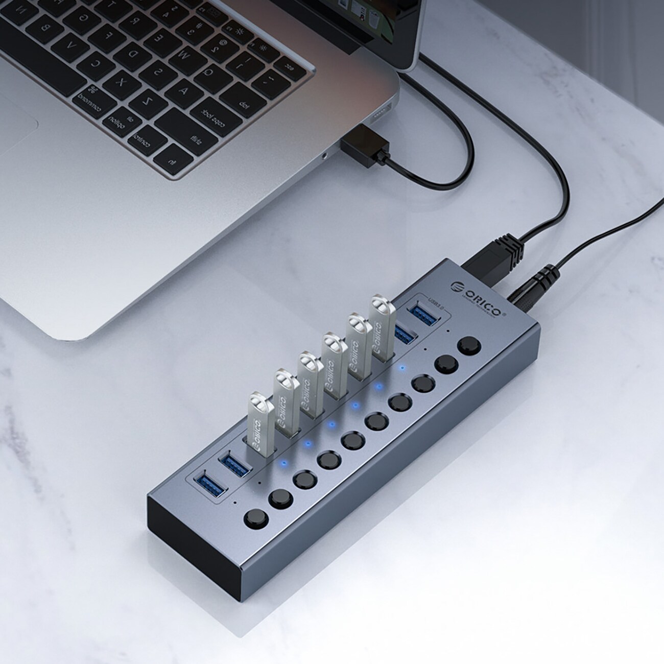 Orico BT2U3-16AB keskittimen 16x USB-A 3.0 kytkimillä - harmaa