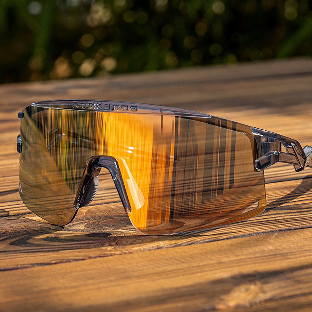 Rockbros Pyöräilylasit Photochromic, UV-suojalla ja korjaavalla insertillä - läpinäkyvä musta