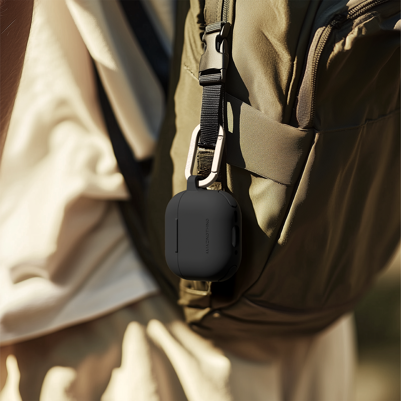 AmazingThing Omni -kotelo AirPods 4:lle - harmaa