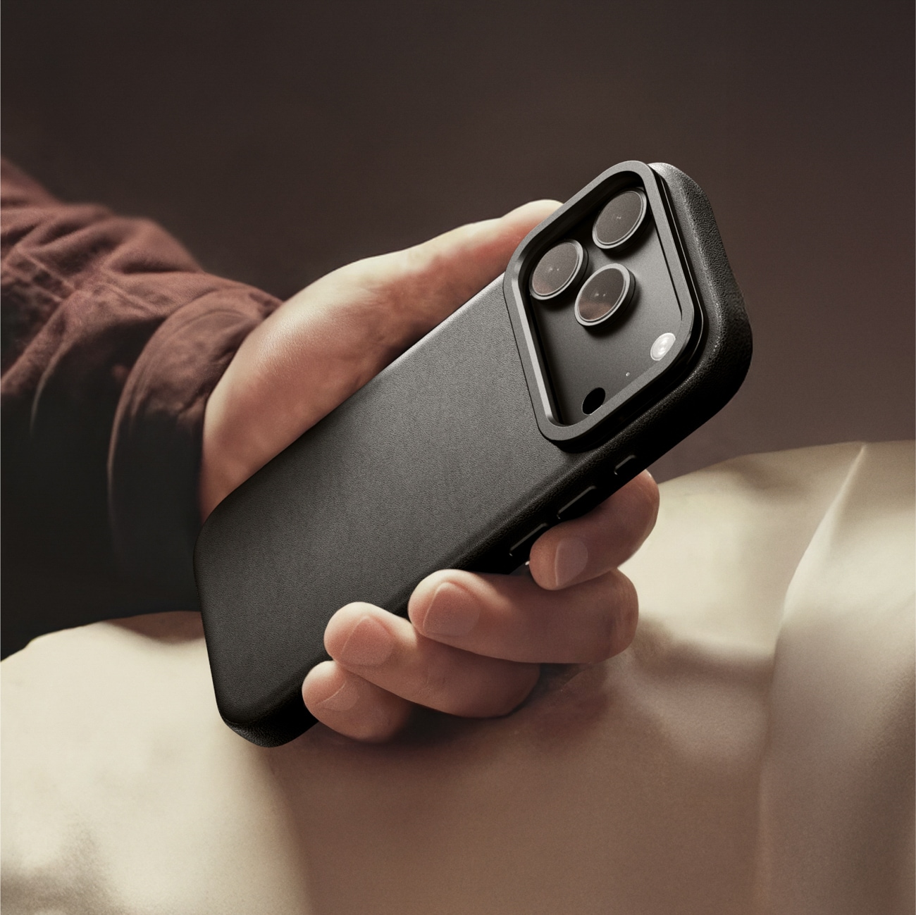 AmazingThing Glamour kotelo iPhone 17 Pro Maxille - musta