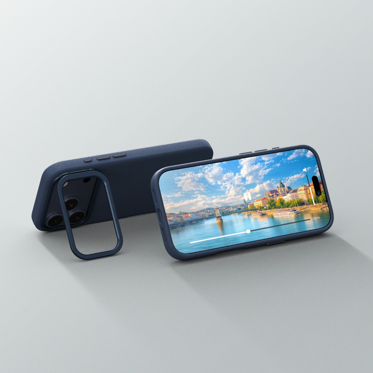 AmazingThing Glamour iPhone 17 Pro Max kotelo jalustalla - sininen