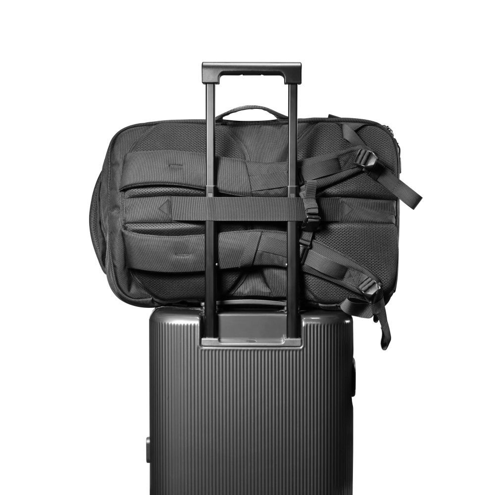 Tech-Protect Defender S40 reppu Ryanairille ja Wizzarille, 20L kannettava tietokone - musta
