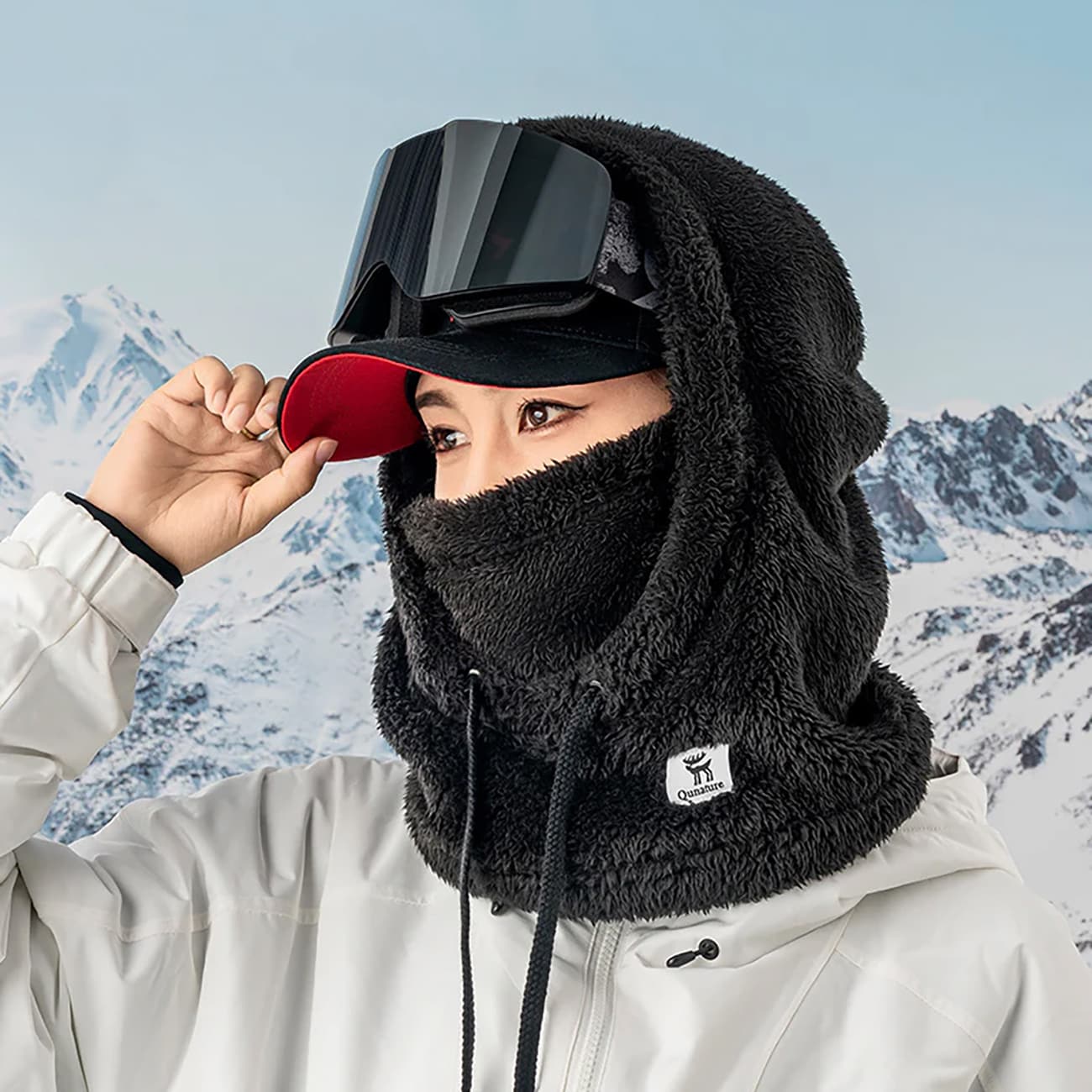Qunature Arctic Velvet Ski Balaclava koko L - Musta