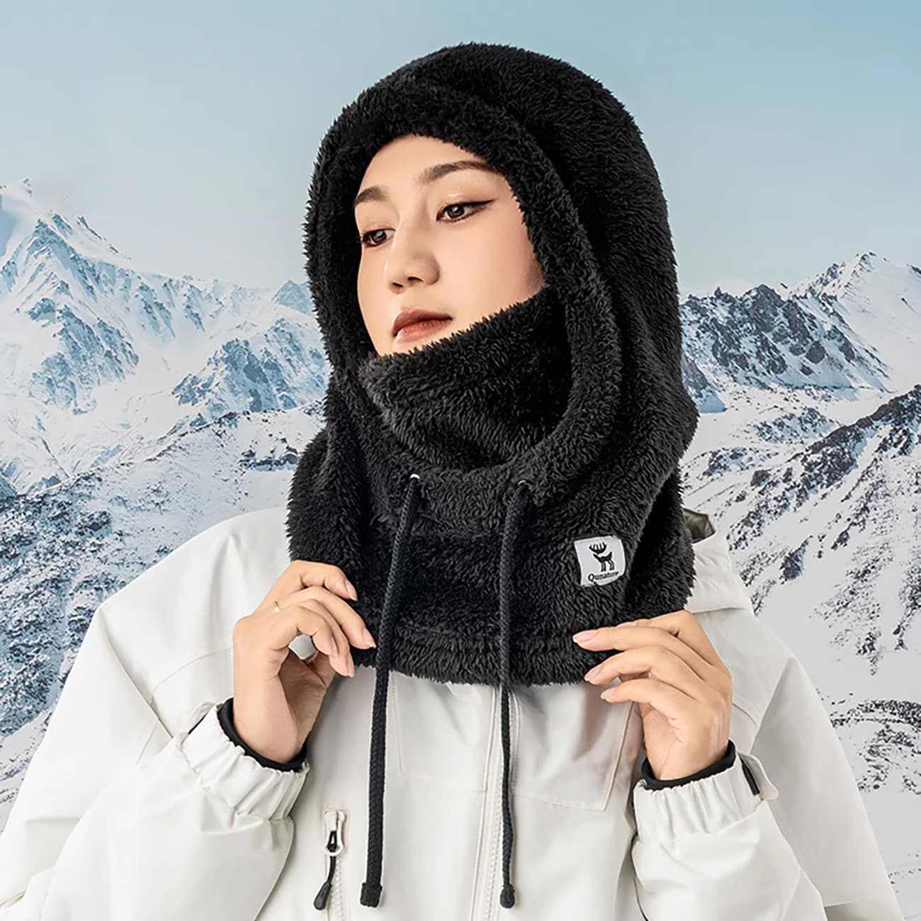 Qunature Arctic Velvet Ski Balaclava koko L - Musta
